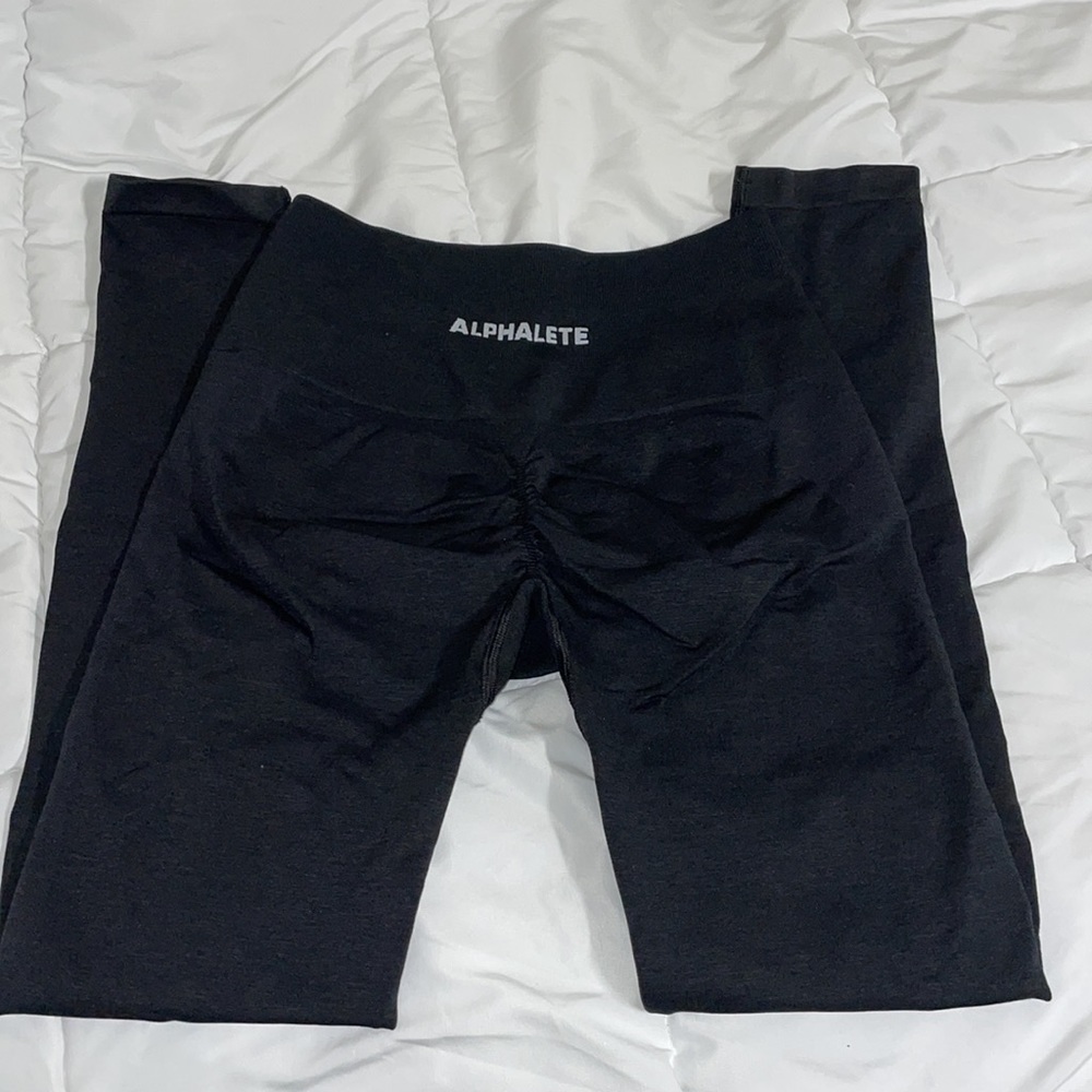 Jet black alphalete amplify leggings
